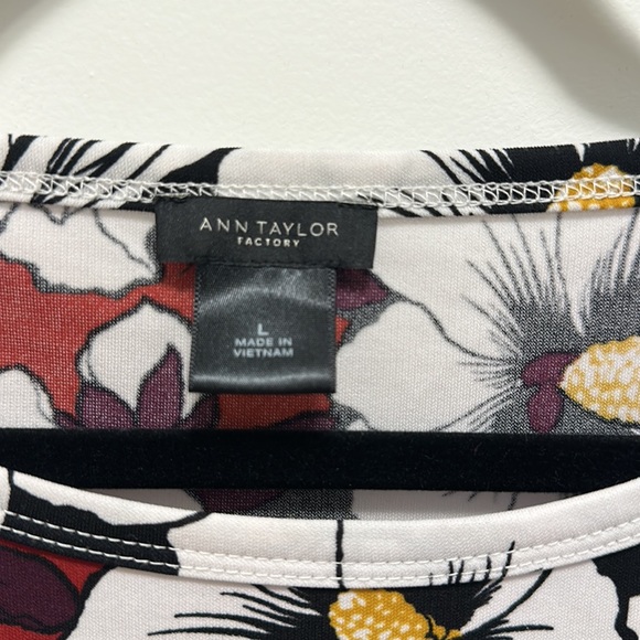 Anne Taylor Floral Tank Top Size Large - Picture 3 of 5